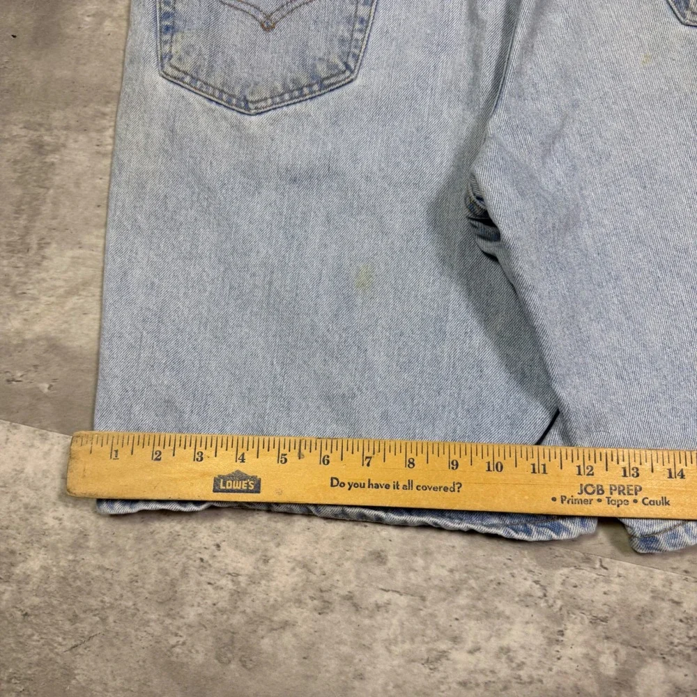 Vintage Levis 550 Relaxed Fit Denim Shorts Light Wash Mens 36 Blue 35550-1836